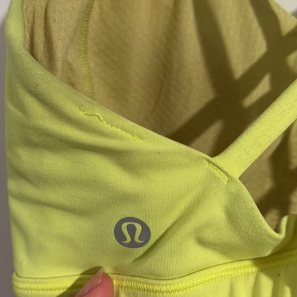 Lululemon sports bra - Picture 4 of 6